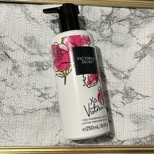 Xo, Victoria lotion